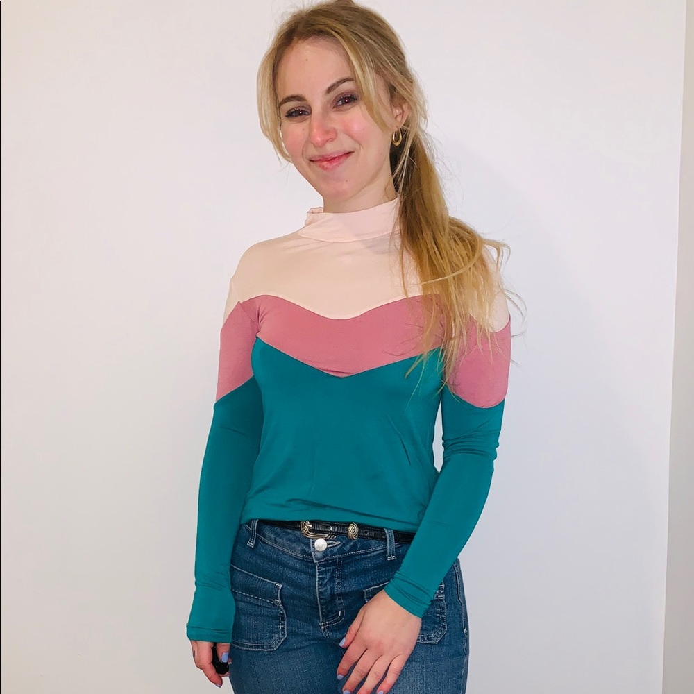 Nasty Gal Chevron Mock Neck LS Tee
